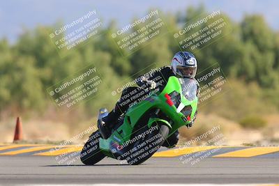 media/Nov-06-2022-SoCal Trackdays (Sun) [[208d2ccc26]]/Turn 7 Set 1 (1050am)/